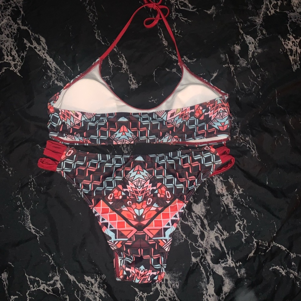 Bikini Set - Picture 2 of 2